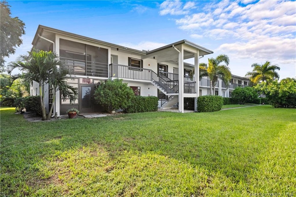 1210 SE Parkview Place unit 9, Stuart, FL 34994 - photo 1