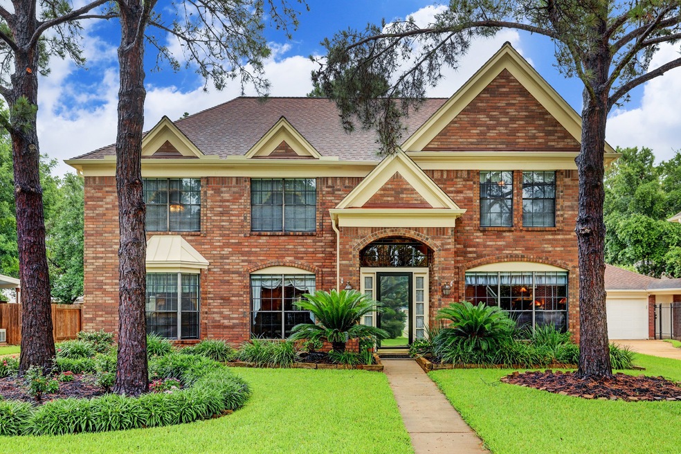 7926 Feather Springs Dr, Houston, TX 77095 - photo 1