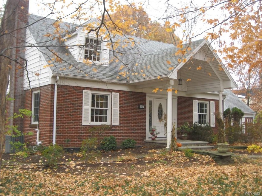 Welcome to 543 Union Rd  All brick 2623 sq foot ho