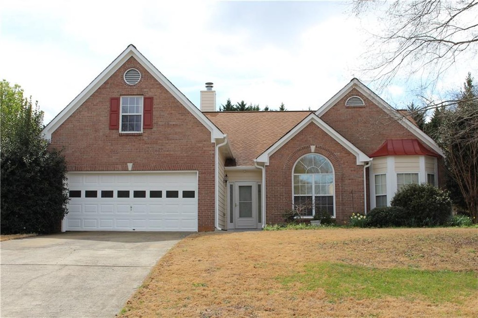 In the popular Settles Cove Subdivision - this hom