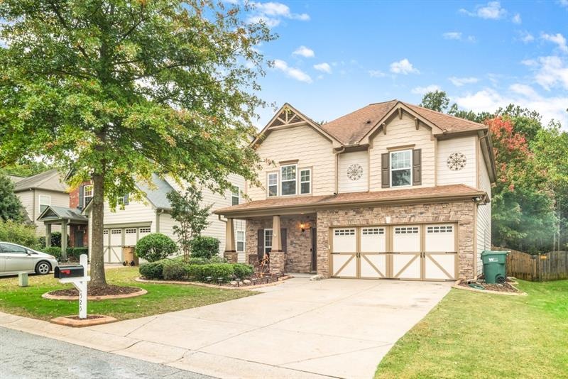 525 Crestmont Ln, Canton, GA 30114 - photo 1