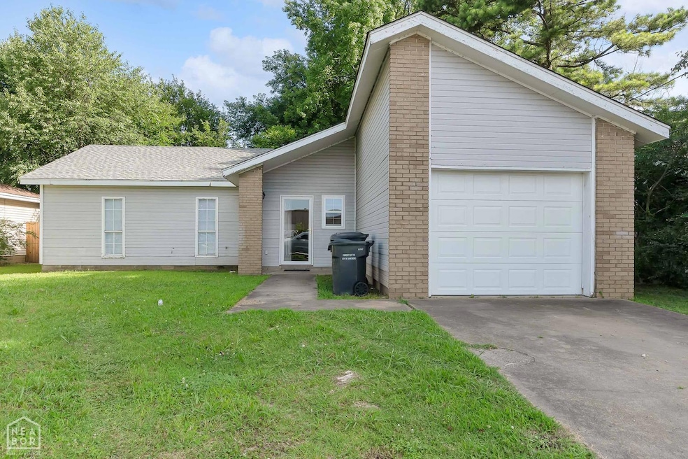 1607 W Washington Ave, Jonesboro, AR 72401 - photo 1