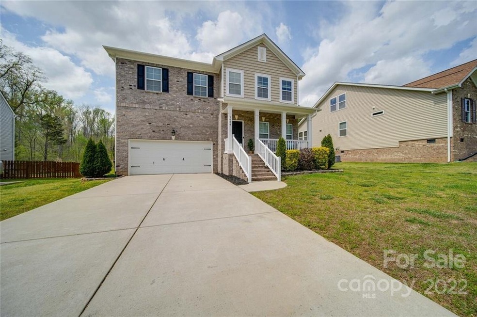 1684 Beleek Ridge Ln, Clover, SC 29710 - photo 1