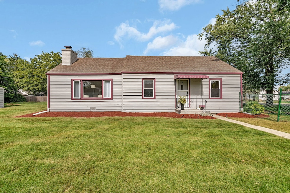 1901 Wilcox St, Crest Hill, IL 60403 - photo 1