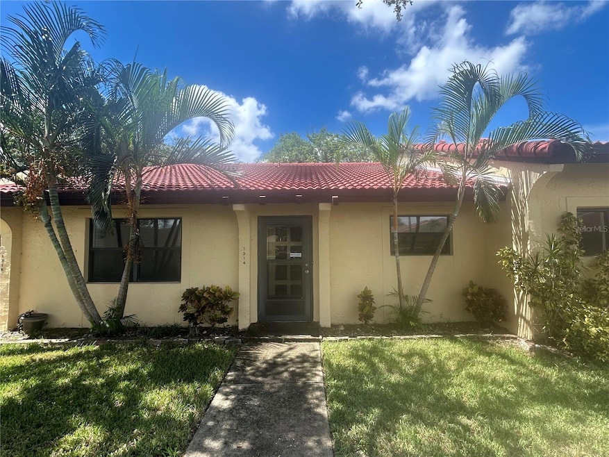 1314 58th St W, Bradenton, FL 34209 - photo 1