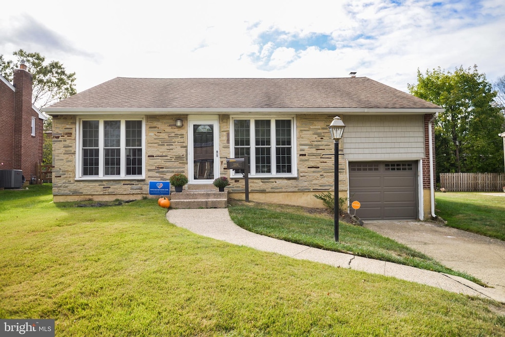 2214 Bradmoor Rd, Wilmington, DE 19803 - photo 1