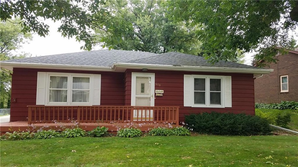610 E 15th St S, Newton, IA 50208 - photo 1