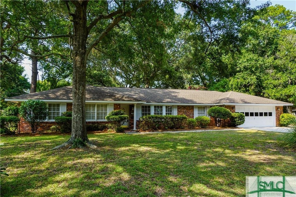 112 Montague Rd, Savannah, GA 31410 - photo 1