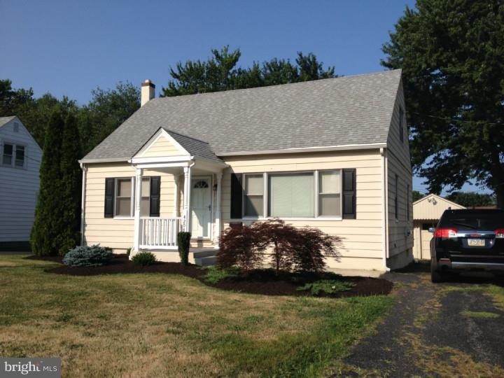 4204 Woodland Ave, Brookhaven, PA 19015 - photo 1