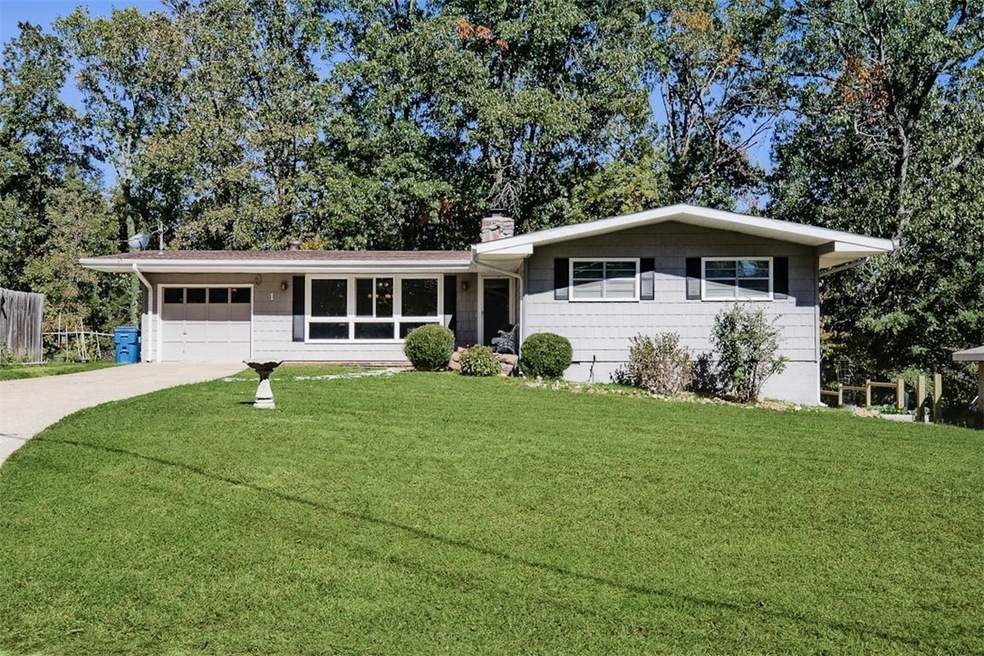 1 Winsford Ln, Bella Vista, AR 72714 - photo 1