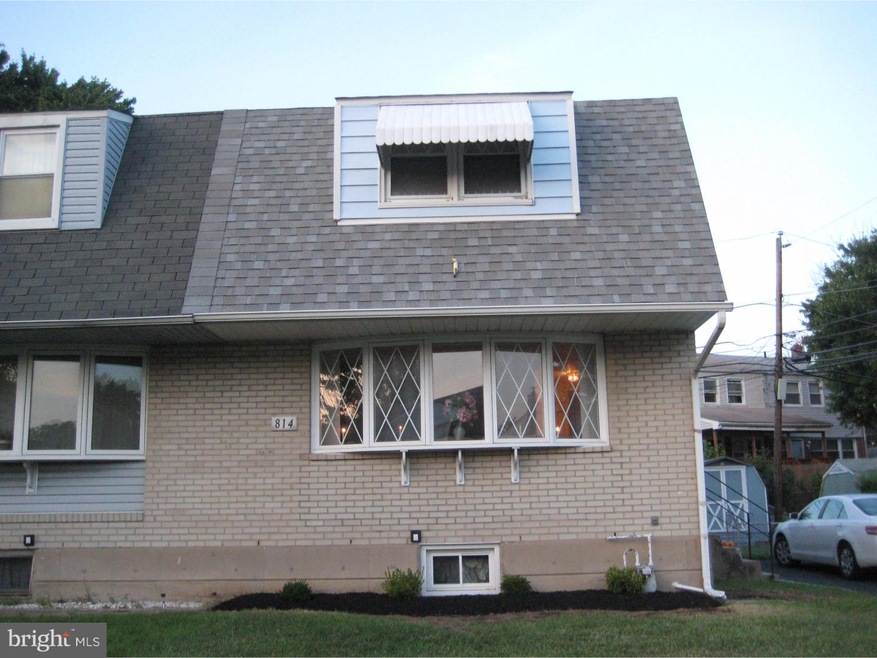 814 Hood Rd, Swarthmore, PA 19081 - photo 1