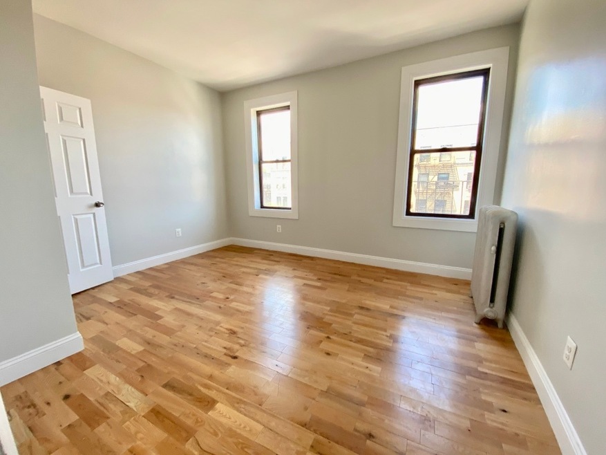 141 Nagle Ave unit 5C, New York, NY 10040 - photo 1