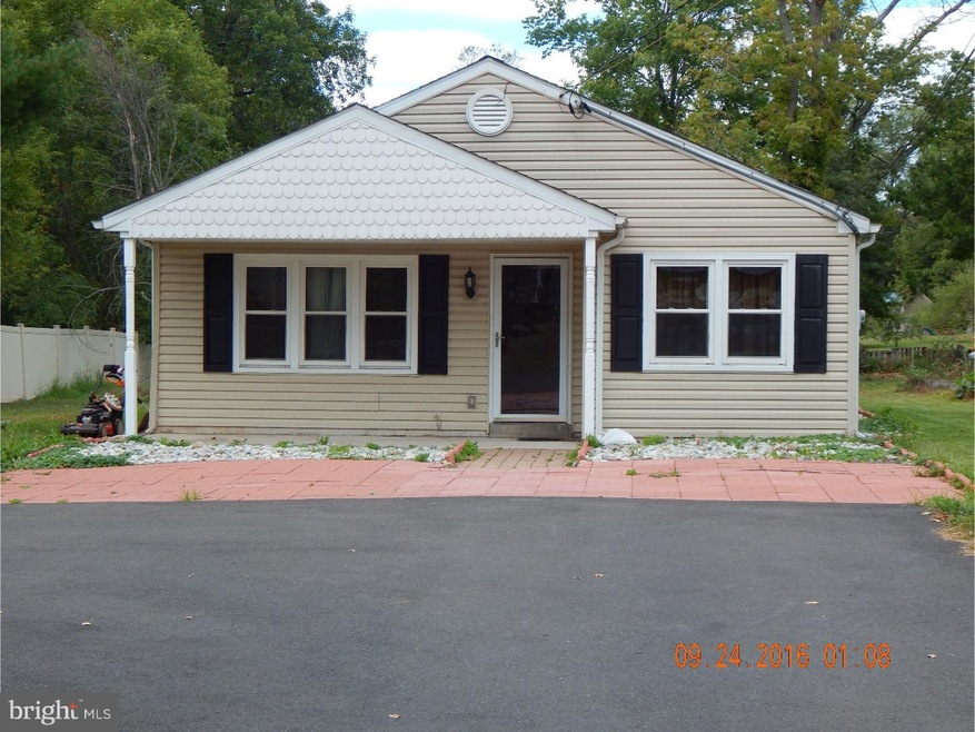 2134 Overbrook Rd, Hatfield, PA 19440 - photo 1