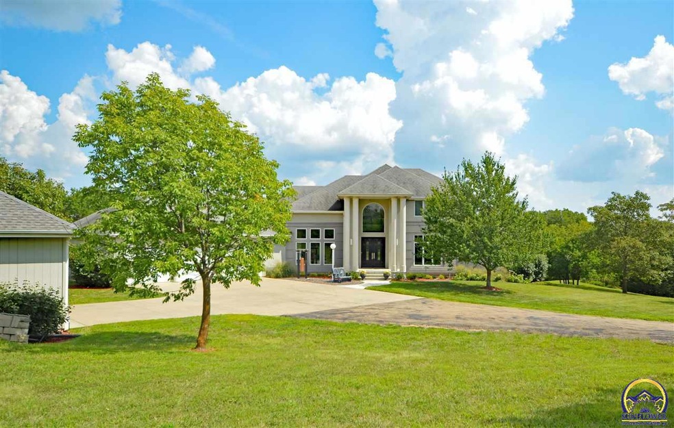 7930 SW Huntoon St, Topeka, KS 66615 - photo 1