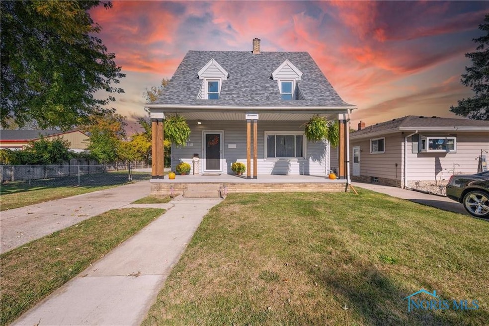 17 Warrington Rd, Toledo, OH 43612 - photo 1