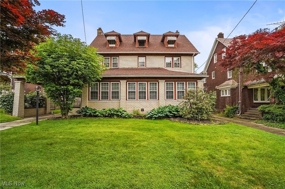 For Sale $225,000 • Co-Listing Agent