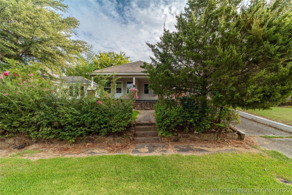 415 E Creek Ave, McAlester, OK 74501 - photo 1
