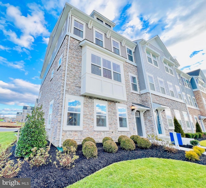 11218 Conway Place, White Plains, MD 20695 - photo 1