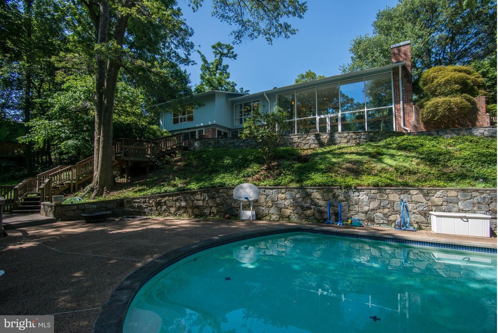 1927 Marthas Rd, Alexandria, VA 22307 - photo 1