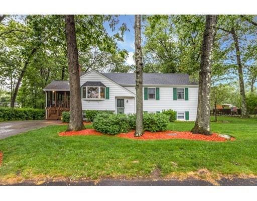 29 Laurel Ln, Bellingham, MA 02019 - photo 1