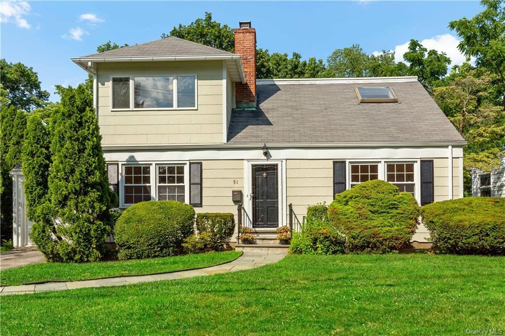 51 Tappan Landing Rd, Tarrytown, NY 10591 - photo 1