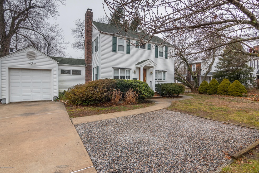 429 Branch Ave.-15