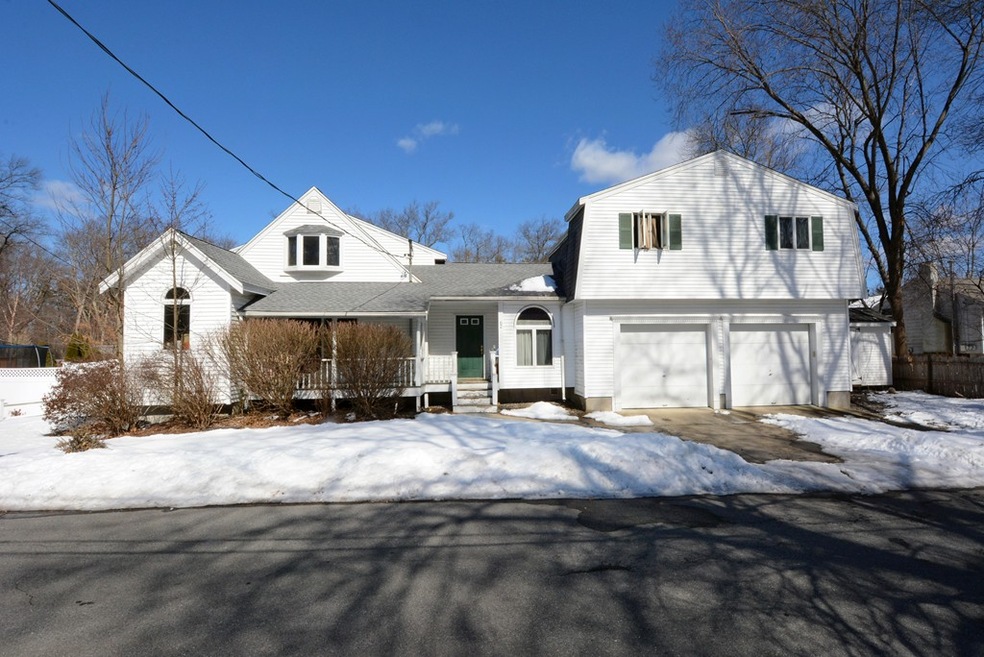 62 Taplin Ave, Wilmington, MA 01887 - photo 1