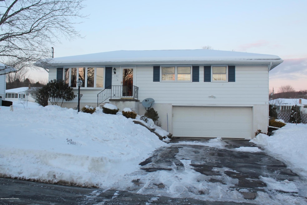 131 Shadetree Rd, Shavertown, PA 18708 - photo 1