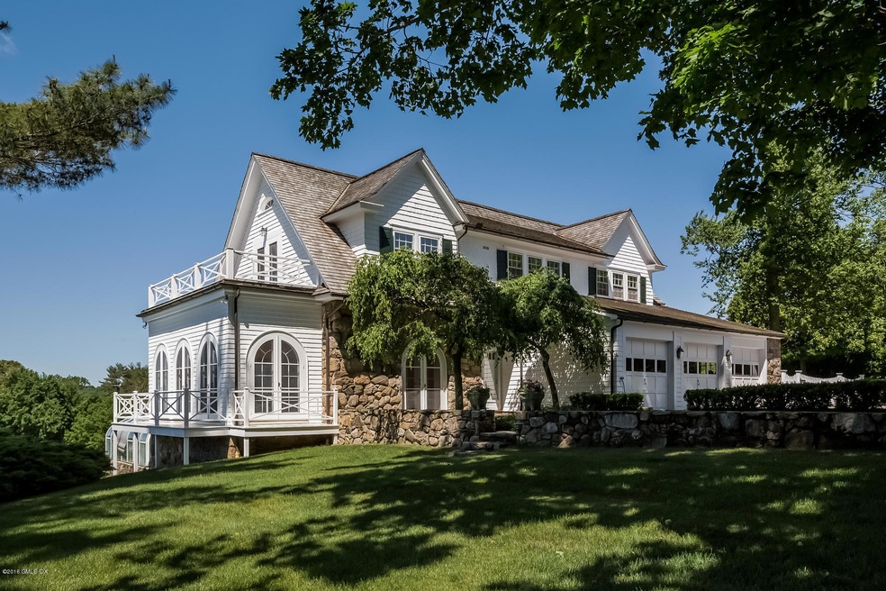 420 Round Hill Rd unit Cottage, Greenwich, CT 06831 - photo 1