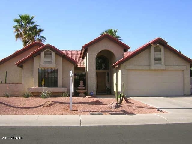 CLINTON STREET - FRONT