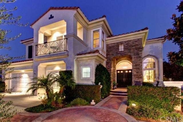 Gorgeous front entry