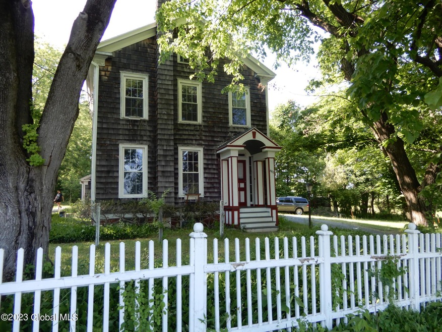 801 Church St, Troy, NY 12180 - photo 1