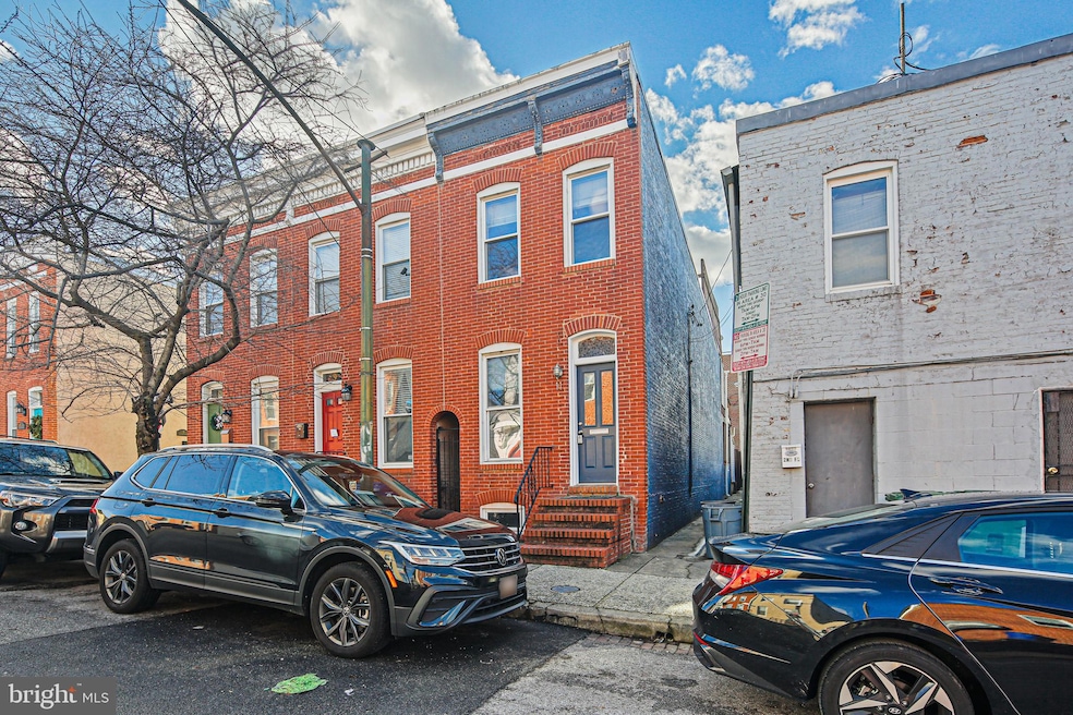 11 W Heath St, Baltimore, MD 21230 - photo 1