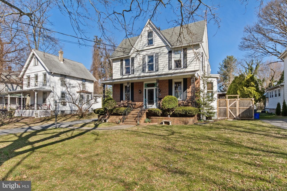 35 W Chestnut Ave, Merchantville, NJ 08109 - photo 1