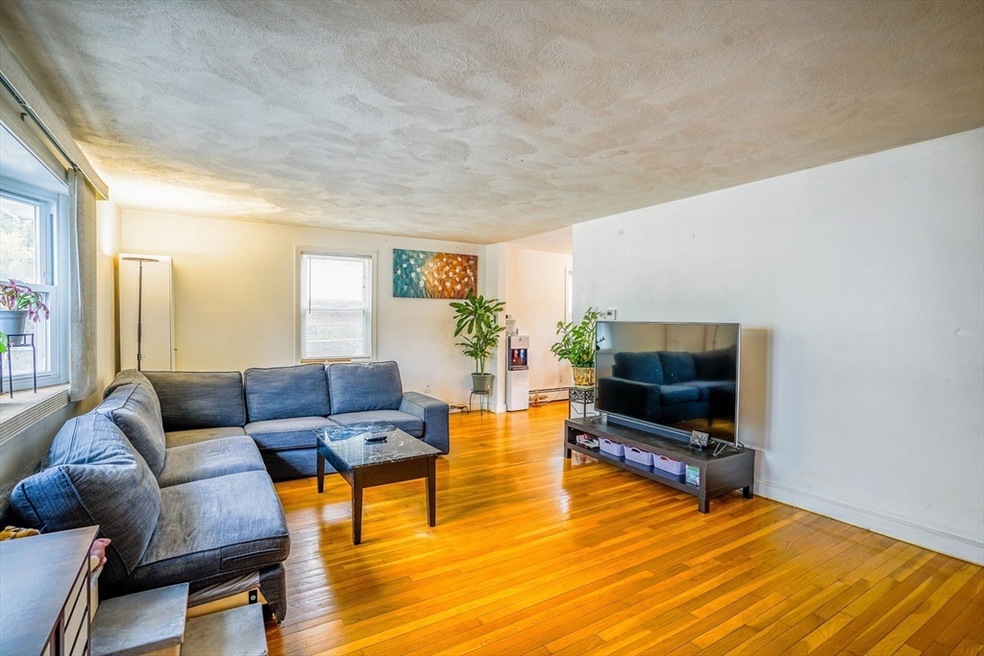 25 Parsons St, West Newton, MA 02465 - photo 1