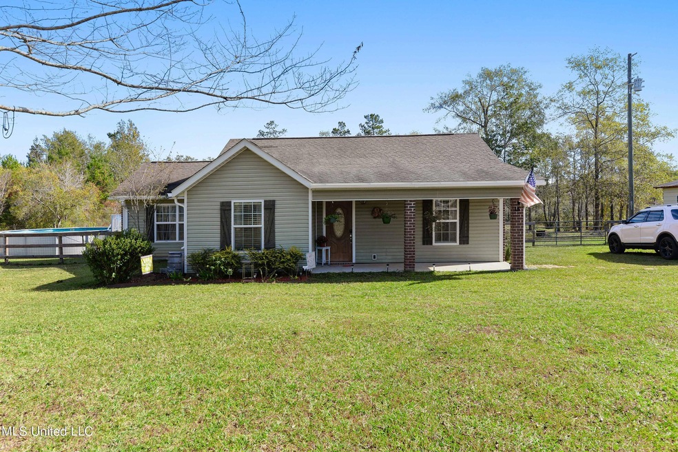 15 R Moran Rd, Mc Henry, MS 39561 - photo 1