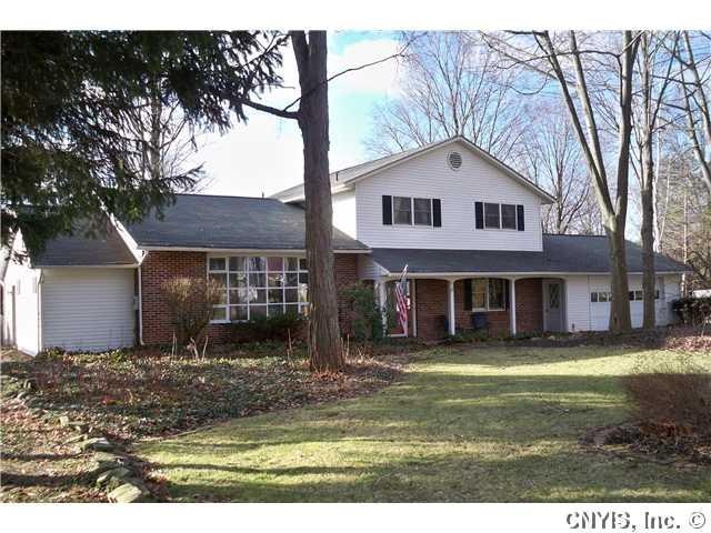 Exterior Front. Great location, handy to Route 5 w