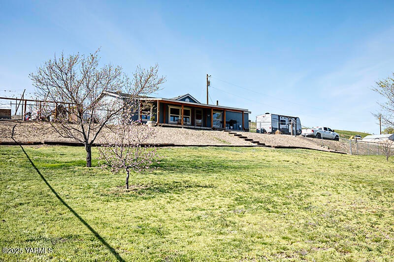 Under Contract $390,000