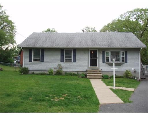 6 Bradley Ct, Fall River, MA 02720 - photo 1