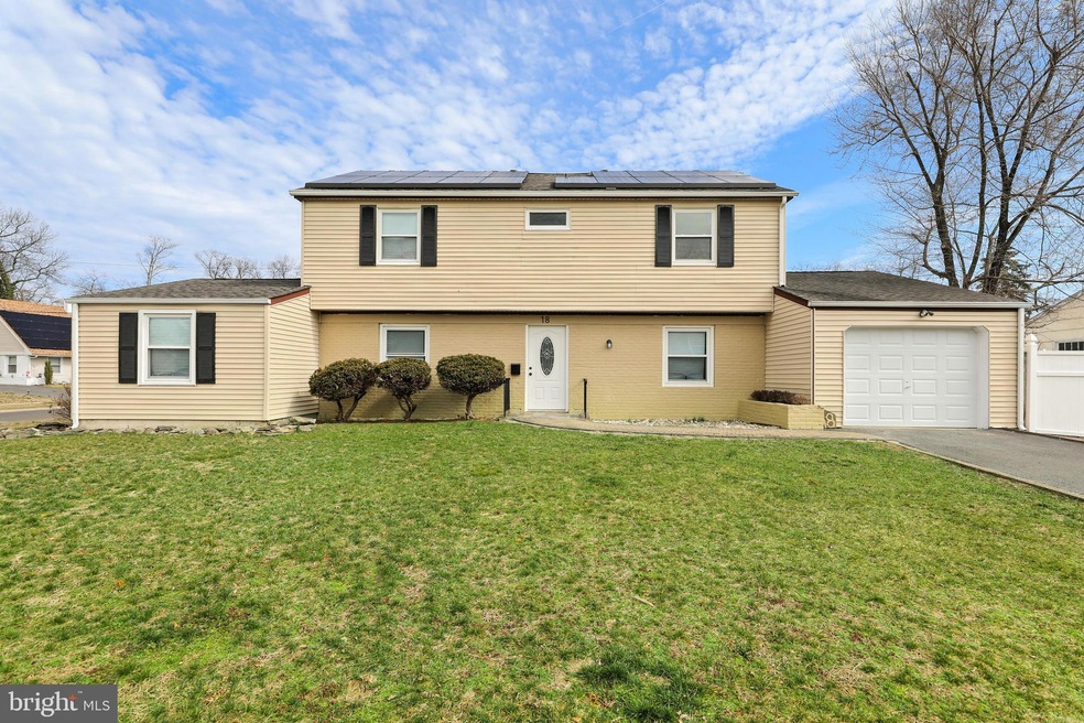 18 Bradford Ln, Willingboro, NJ 08046 - photo 1