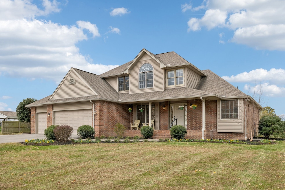 For Sale $624,999 • Co-Listing Agent