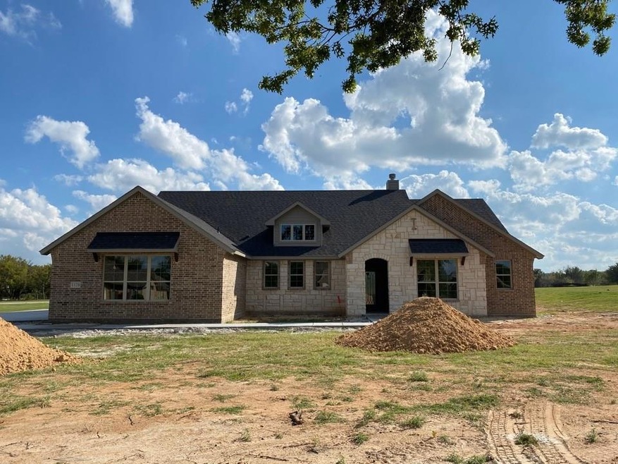 1128 Highland Rd, Springtown, TX 76082 - photo 1