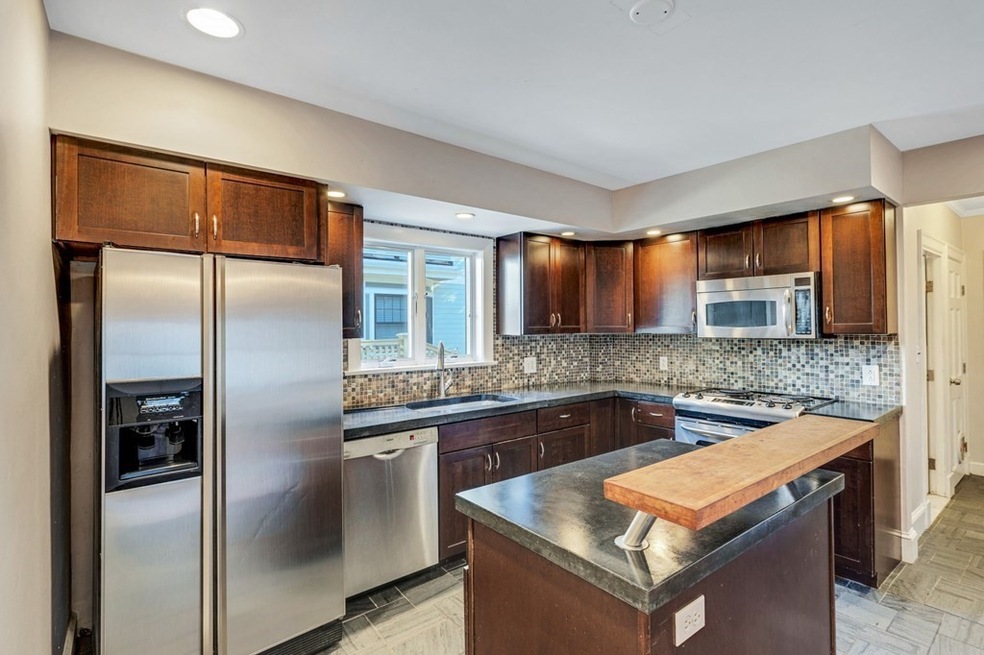 30 Saint James Ave unit 1, Somerville, MA 02144 - photo 1