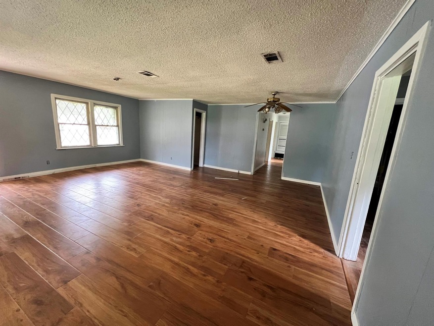 1712 Iowa St, Texarkana, TX 75501 - photo 1