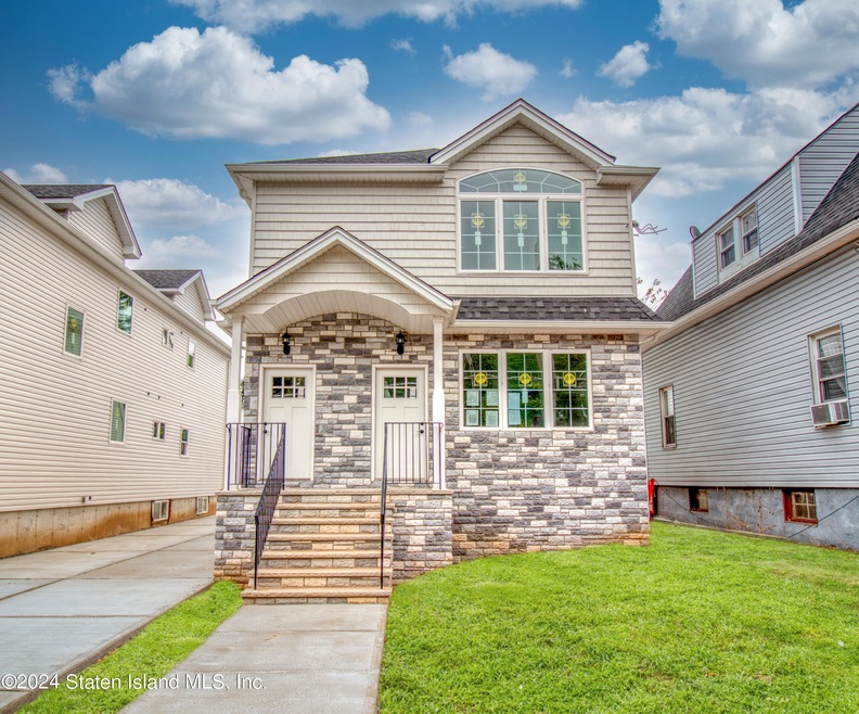 Welcome to 441 Clove Road!