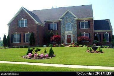 16509 Harbour Town Dr, Silver Spring, MD 20905 - photo 1