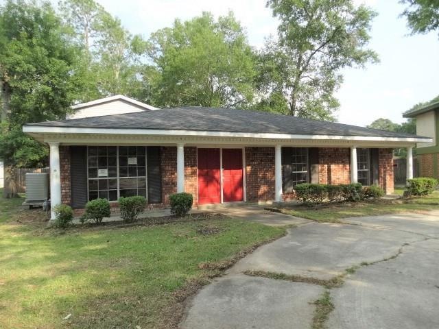 2942 Palm Circle Dr, Slidell, LA 70458 - photo 1