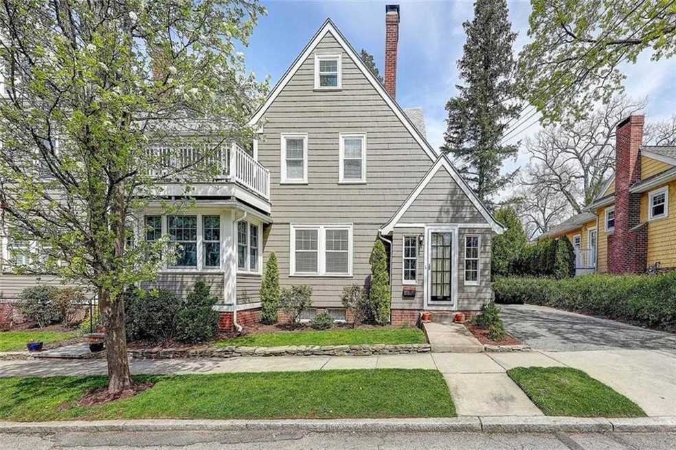 433 Wayland Ave unit 3, Providence, RI 02906 - photo 1