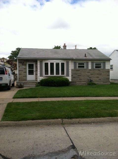29941 Rosemont St, Roseville, MI 48066 - photo 1