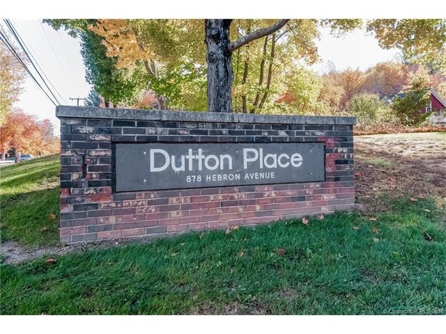 Desirable Dutton Place home just minutes from Glas